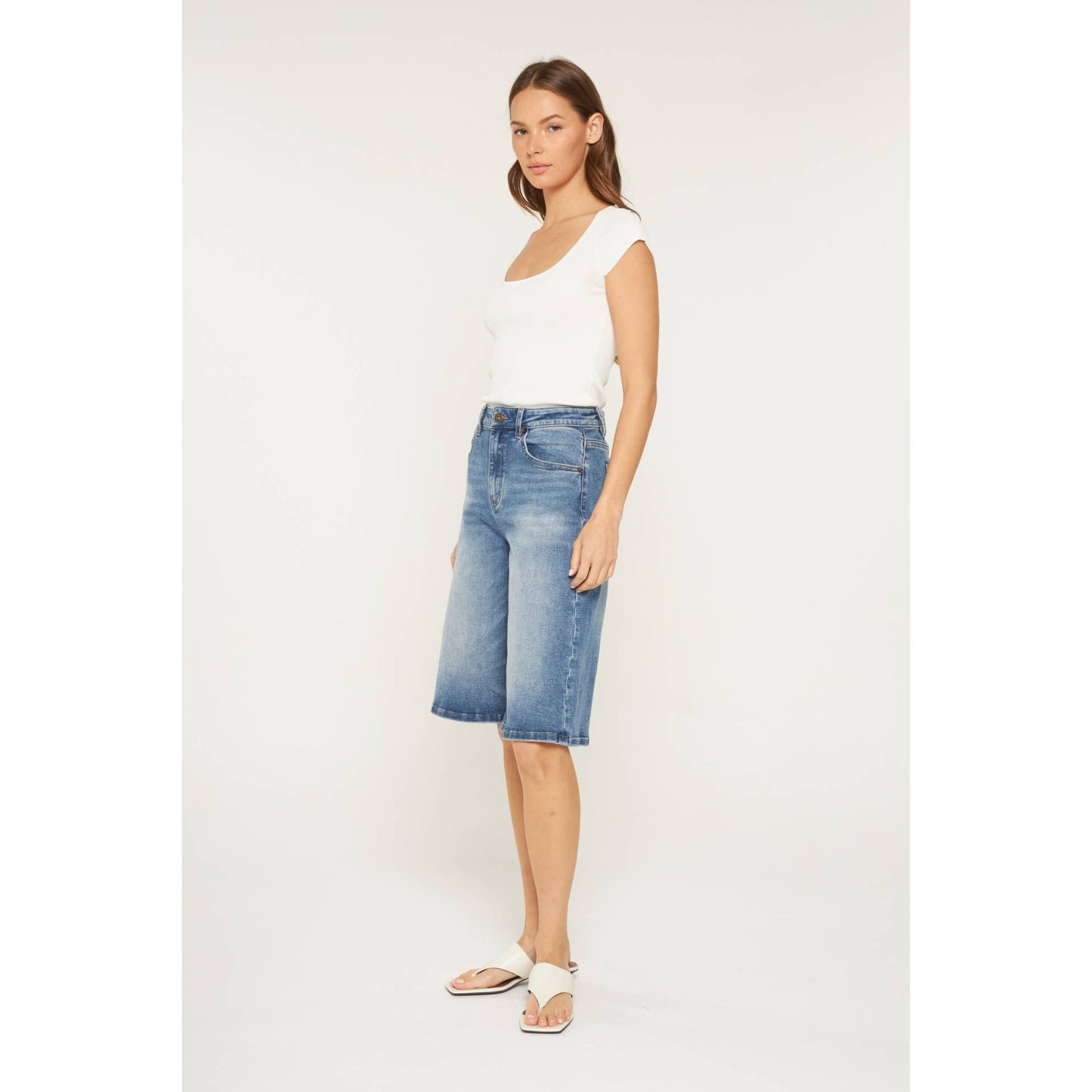 SUPER HIGH WIDE BERMUCA SHORTS