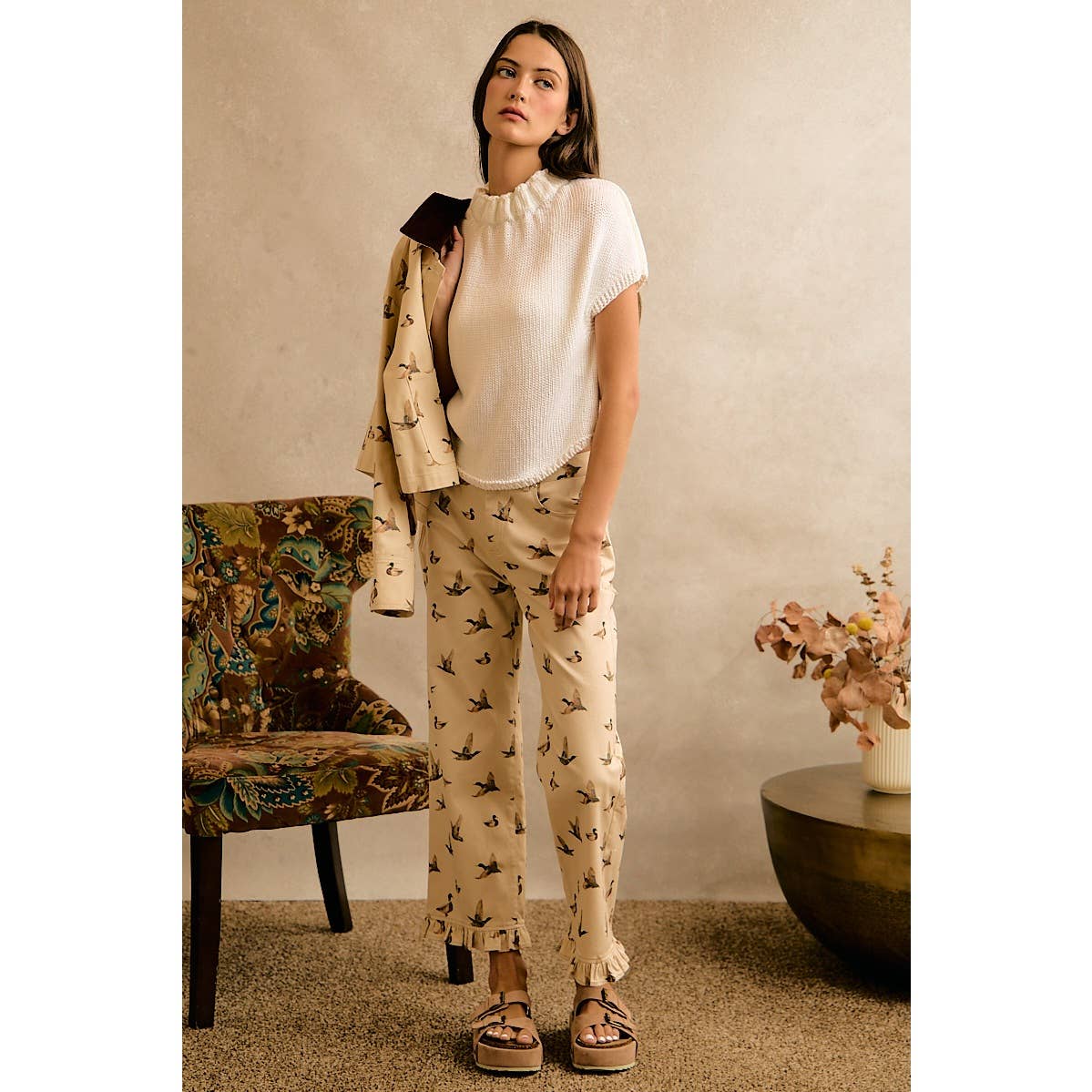 MALLARD DUCK PRINT RUFFLE LEG PANTS