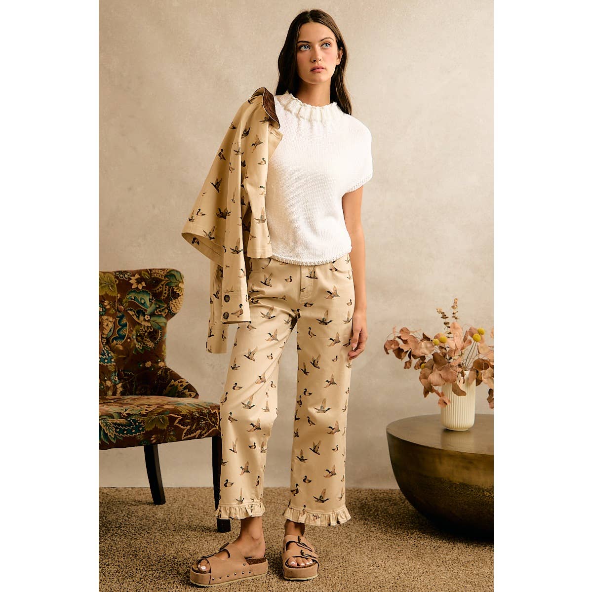 MALLARD DUCK PRINT RUFFLE LEG PANTS