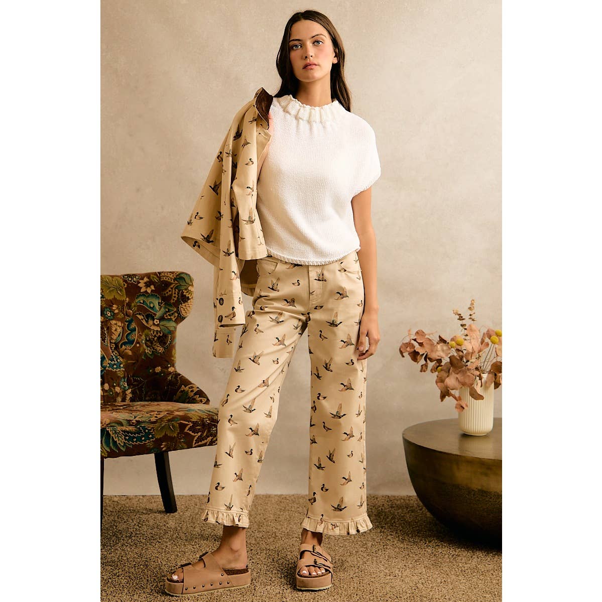 MALLARD DUCK PRINT RUFFLE LEG PANTS
