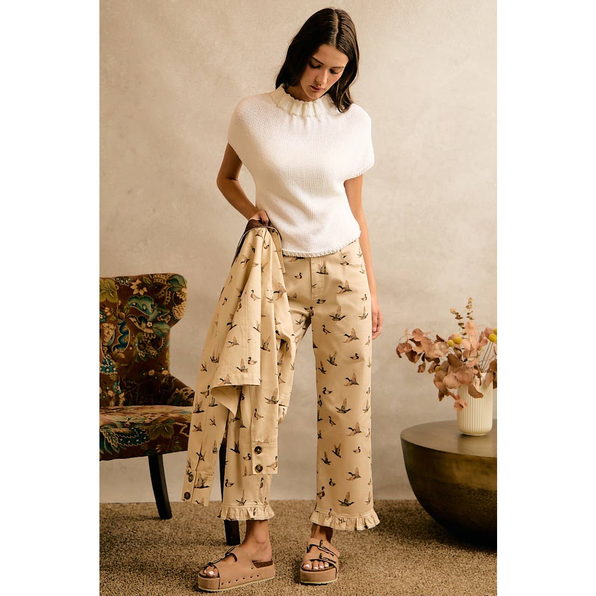 MALLARD DUCK PRINT RUFFLE LEG PANTS
