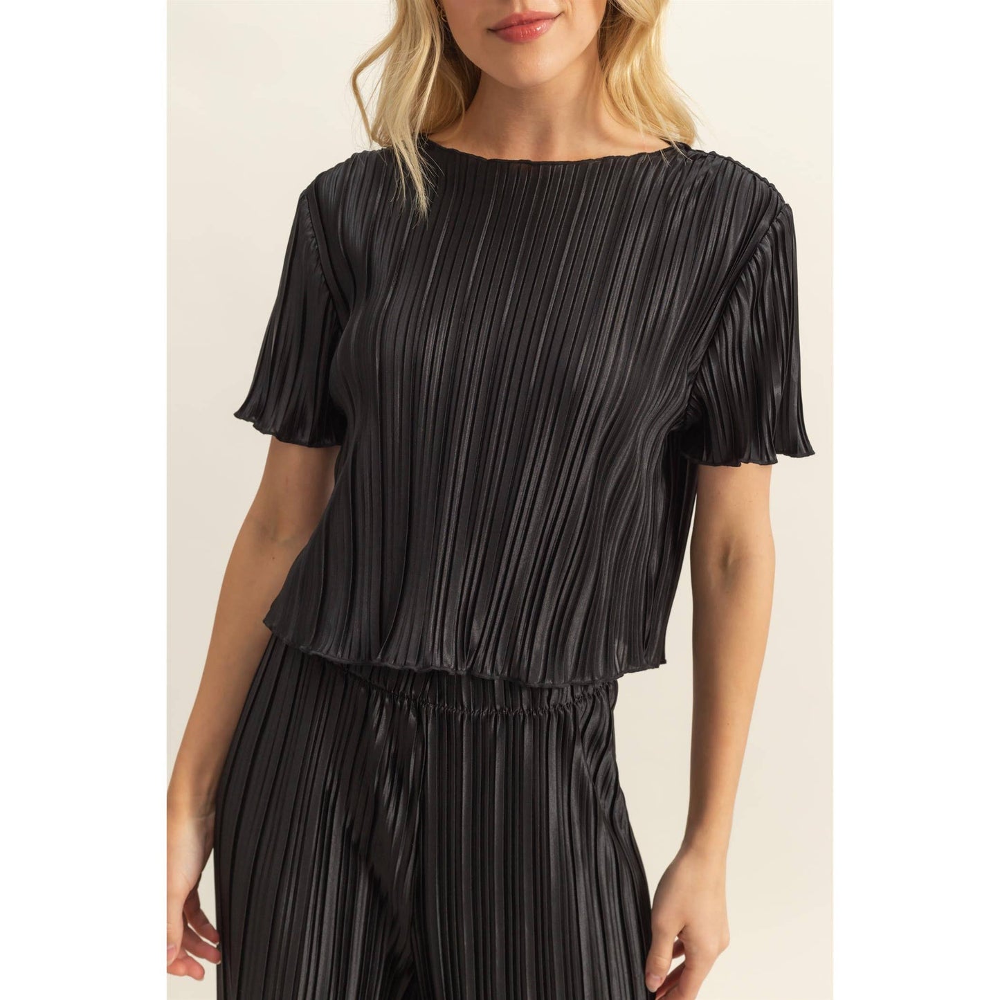 SET-Crinkle Plisse Short Sleeve Top And Pants Set